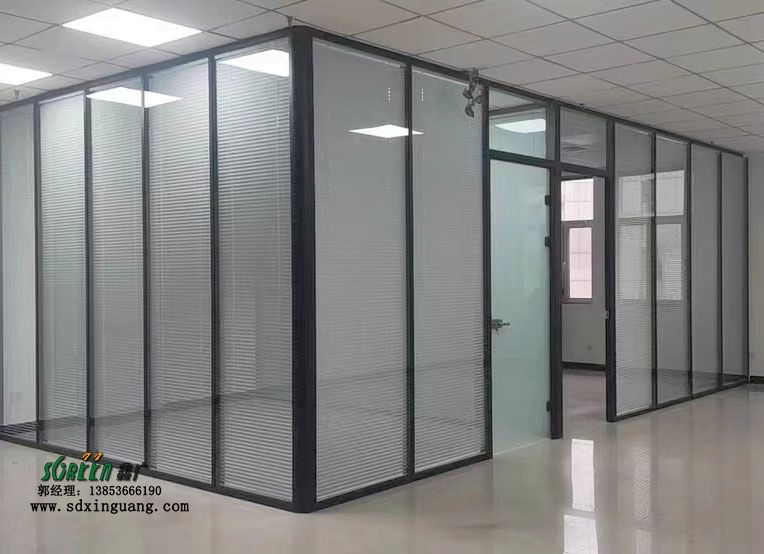 濰坊玻璃隔斷 辦公室磨砂玻璃隔斷 高隔間 百葉隔墻設計